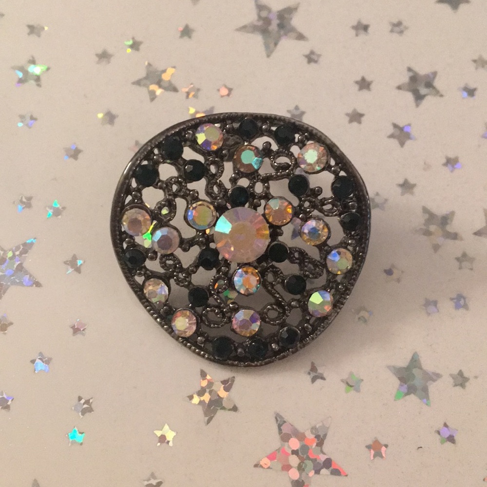 Glam dazzle earrings - Picture 2 of 6